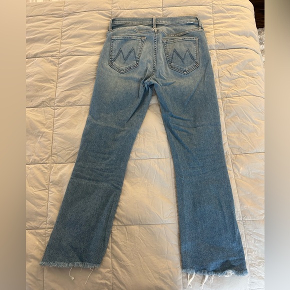 MOTHER insider crop, strep fray. Color: shoot to thrill - Picture 3 of 4